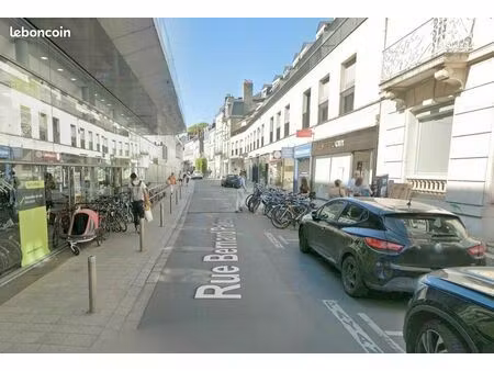 local commercial 45 m² tours