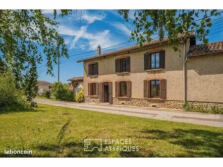 ferme 4 pièces 135 m²