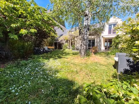 maison 6 pièces 118 m² - 2 garages - proche pont royal  quartier du coq saint marceau