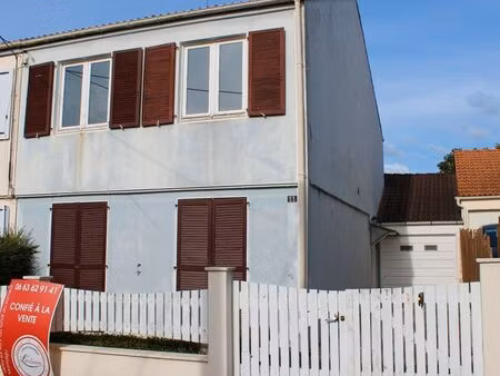 maison a vendre 110m2 habitables 4 chambres jardin clôturé garage et parking proche périph