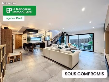 maison 8 pièces 232 m²