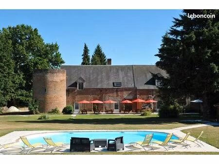 le château de vaux : demeure historique de 476 m²  piscine et parc de 3 hectares