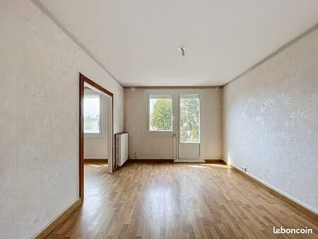 appartement 4 pièces 70 m²