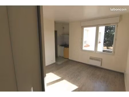 studio villemandeur