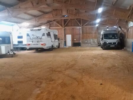 emplacement parking