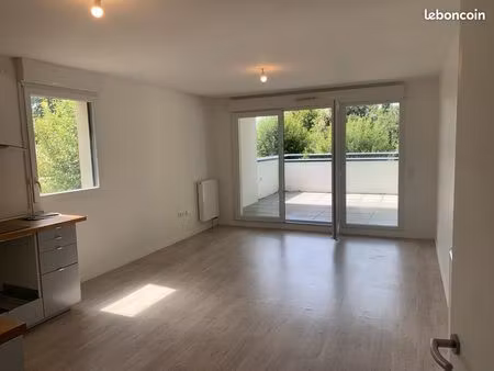 appartement t3 de 63 m² avec terrasse de 28 m² plein sud – centre-ville de savenay