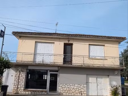local commercial+ logement / emplacement idéal