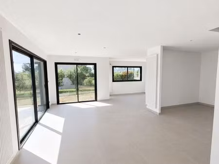 maison neuve 120 m² - 4 chambres - garage - terrain clos 550 m² - le faouët