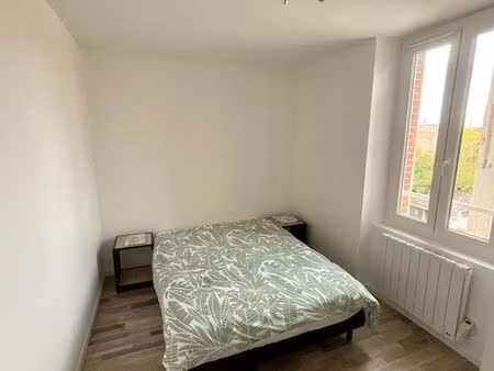t3 lumineux 48 m2 à louer chalette sur loing bourg