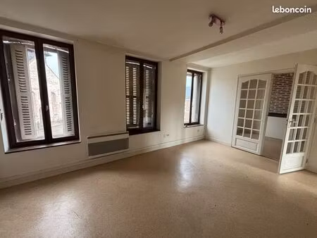 appartement 3 pièces 50 m²