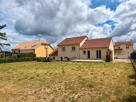 pavillon 7 pièces 147 m²
