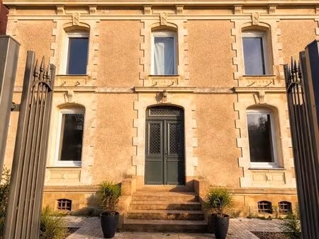 maison de maître 314 m2 proche loire
