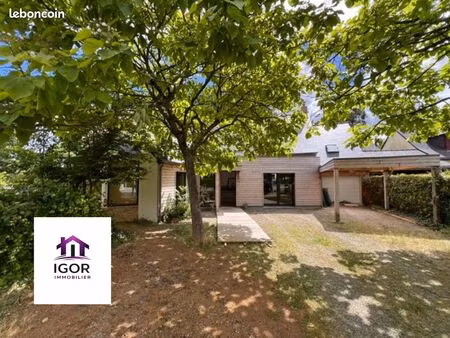 maison 7 pièces 223 m²