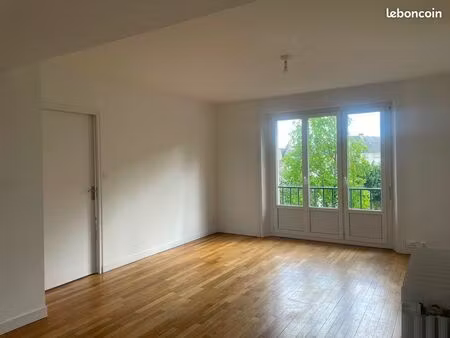 appartement t3 hyper centre