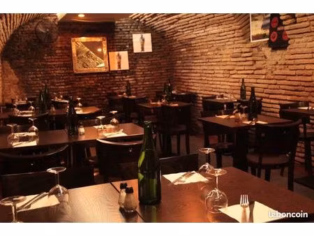 toulouse hyper centre restaurant vends fond