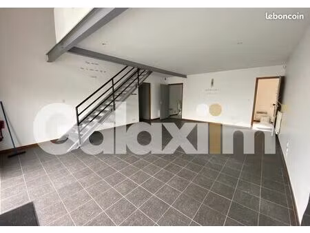 bureaux  local commercial 160 m² bruz