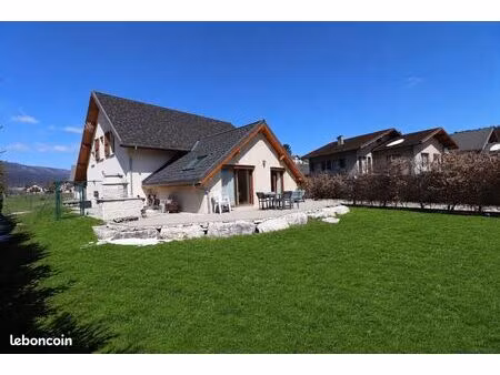 propriété 7 pièces 154 m²
