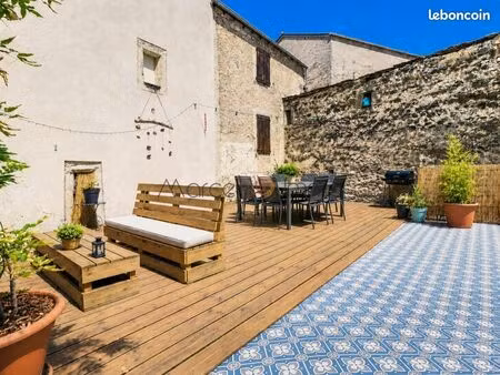 maison 9 pièces 145 m²