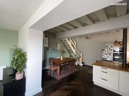 maison de charme avec terrasse  jardin et parking – 85 m²