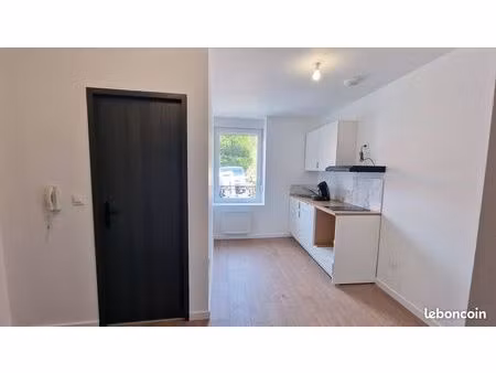 joli studio neuf en rez-de-chaussée