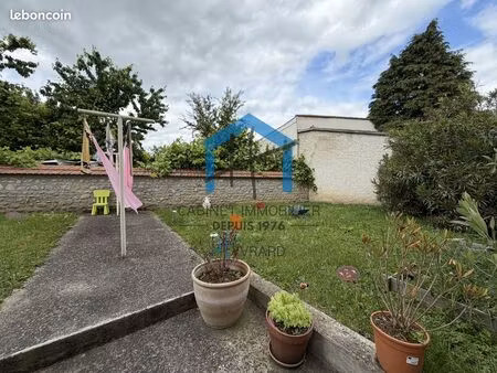 immeuble 290 m² lorette