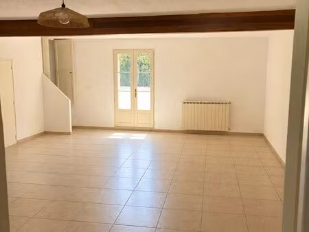 location f4