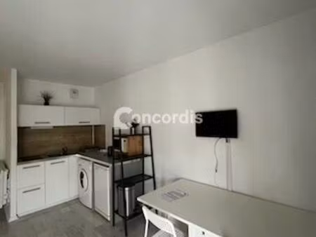 studio 1 pièce 23 m²
