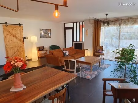 grand appartement rénové 168m2