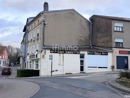 maison 9 pièces 300 m²