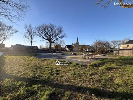 terrain 1088 m² craon