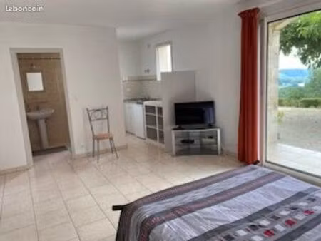 location studio meuble