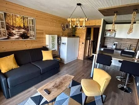 joli studio meublé à lans