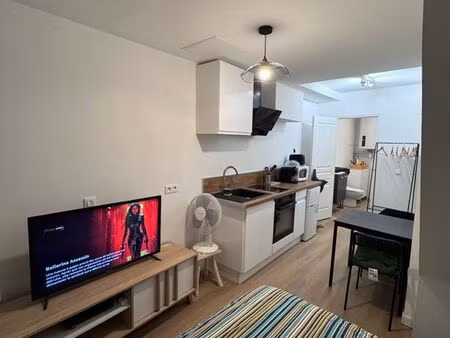 studio meublé moderne — boulevard andré maginot  metz — 69 000