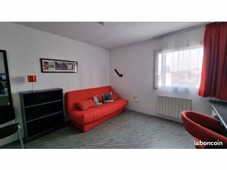 loue studio meublé