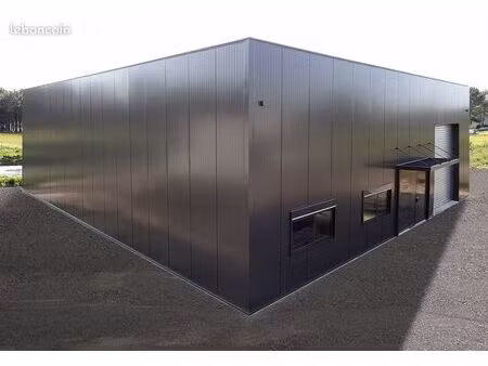 local professionnel modulable de 100 à 225 m² à saint-julien-en-born