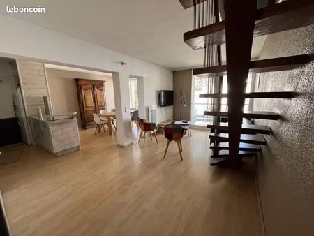 location  duplex t4