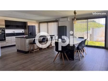 maison 2 pièces 99 m²