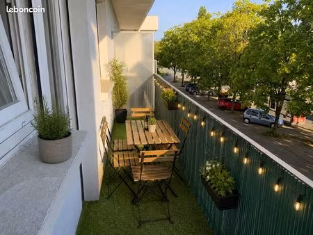 apparemment 47m2 parking cave  balcon
