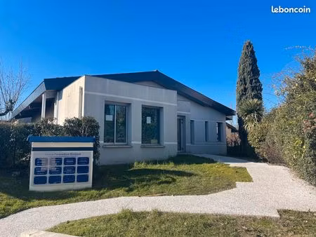 locaux pros st-jean centre