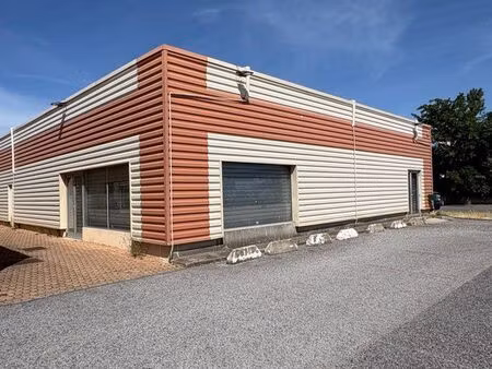 local commercial 210m2 castelnau le lez aube rouge