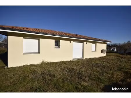 maison récente t4 de 90 m² avec garage – bretagne-de-marsan