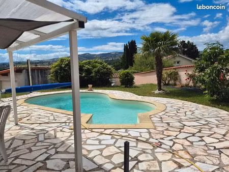 maison de plain-pied 113 m²
