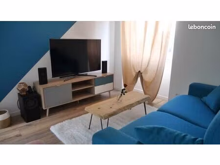 appartement t2 meublé de 53 m² – proche place du commerce  centre-ville