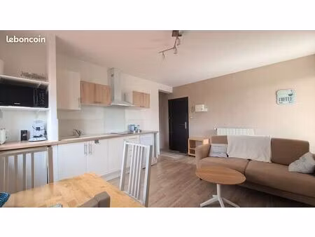 particulier loue t2 meublé