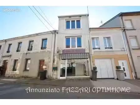 immeuble 5 pièces 113 m²