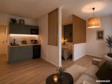 studio 1 pièce 32 m²