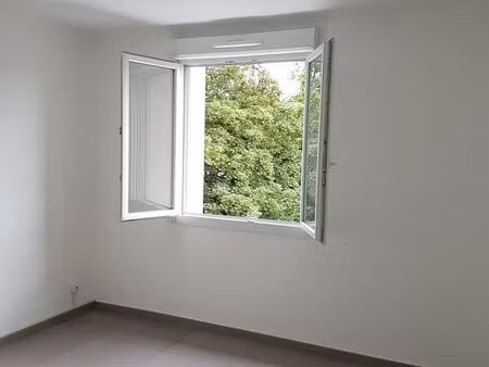 appartement f3 avec balcon - thionville - bel air