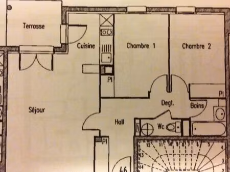 grand t3  terrasse  jardin piscine et parkings