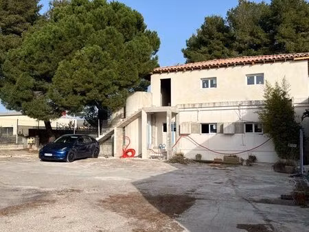 local commercial à louer