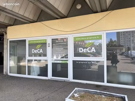 local commercial 86 m²